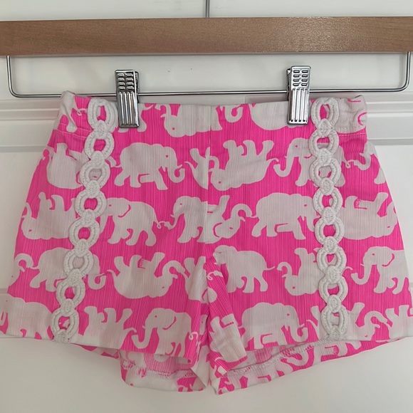 Lilly Pulitzer girls shorts. - Picture 1 of 3